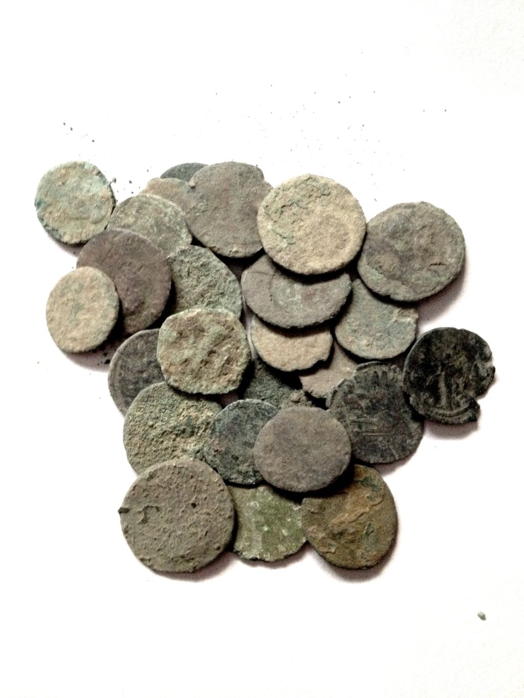 LARGE ROMAN COINS 15 to 36 mm of LOWER GRADES !! – www.nerocoins.com